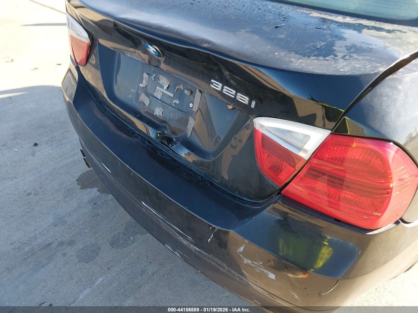 2007 BMW 328I VIN: WBAVA37527NL16886 Lot: 44156589