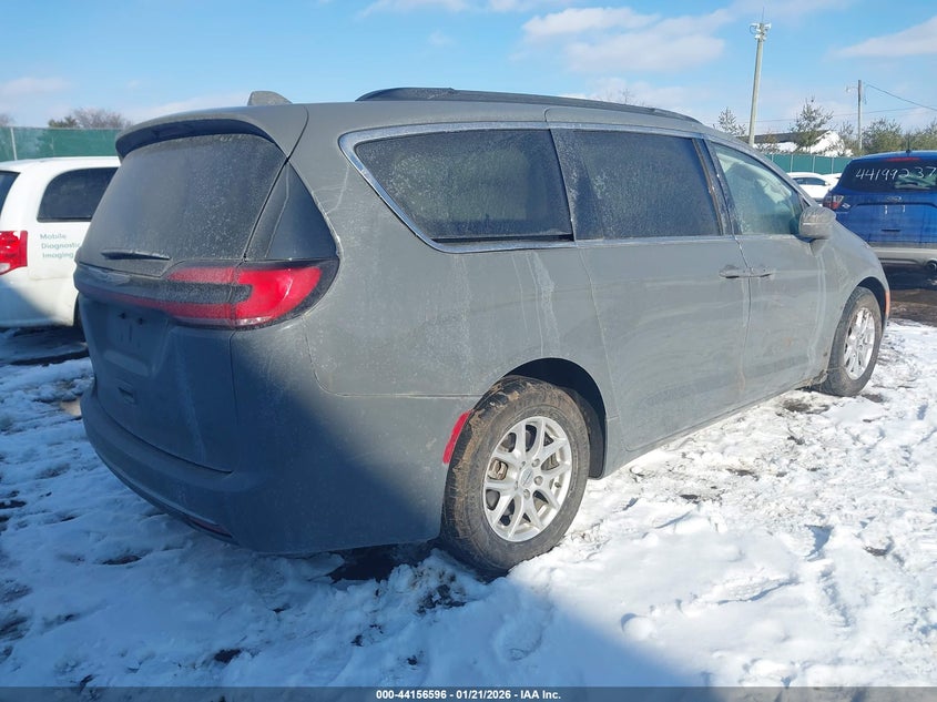 2022 Chrysler Pacifica Touring L