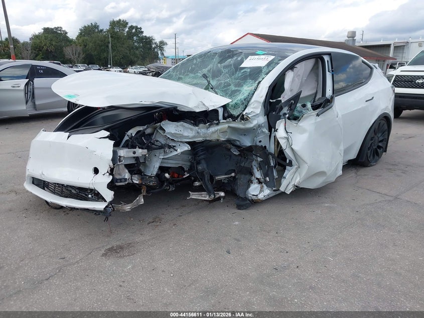 2022 Tesla Model Y Performance Dual Motor All-Wheel Drive