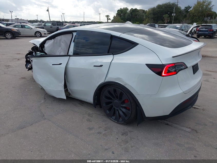 2022 Tesla Model Y Performance Dual Motor All-Wheel Drive