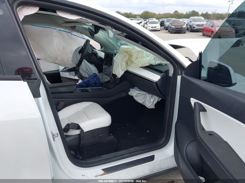 2022 Tesla Model Y Performance Dual Motor All-Wheel Drive