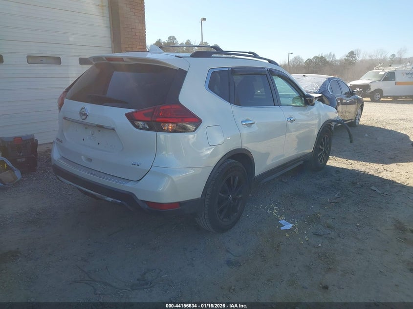 2017 Nissan Rogue Sv