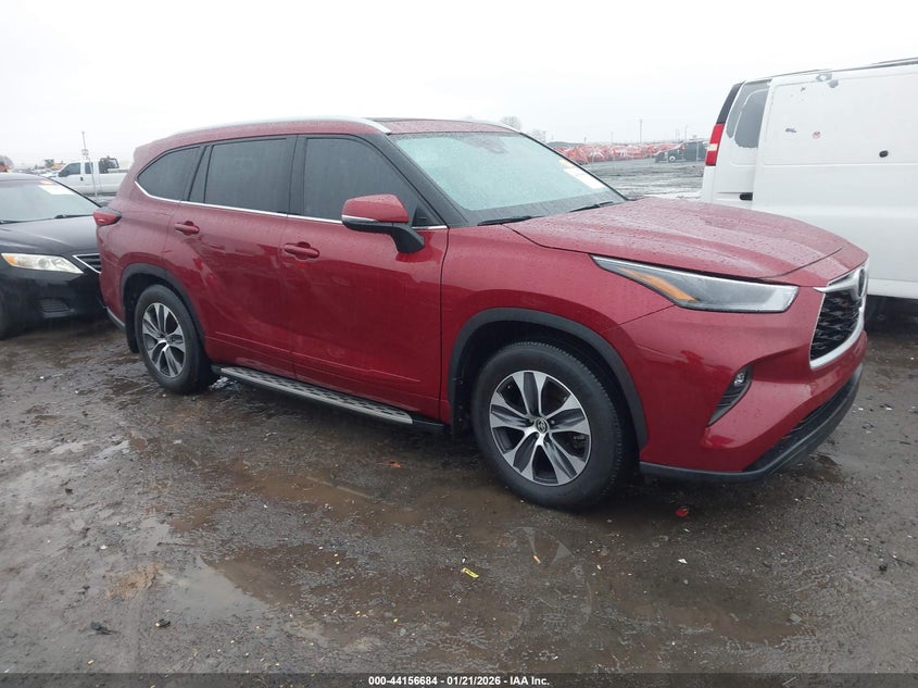 2022 Toyota Highlander Xle