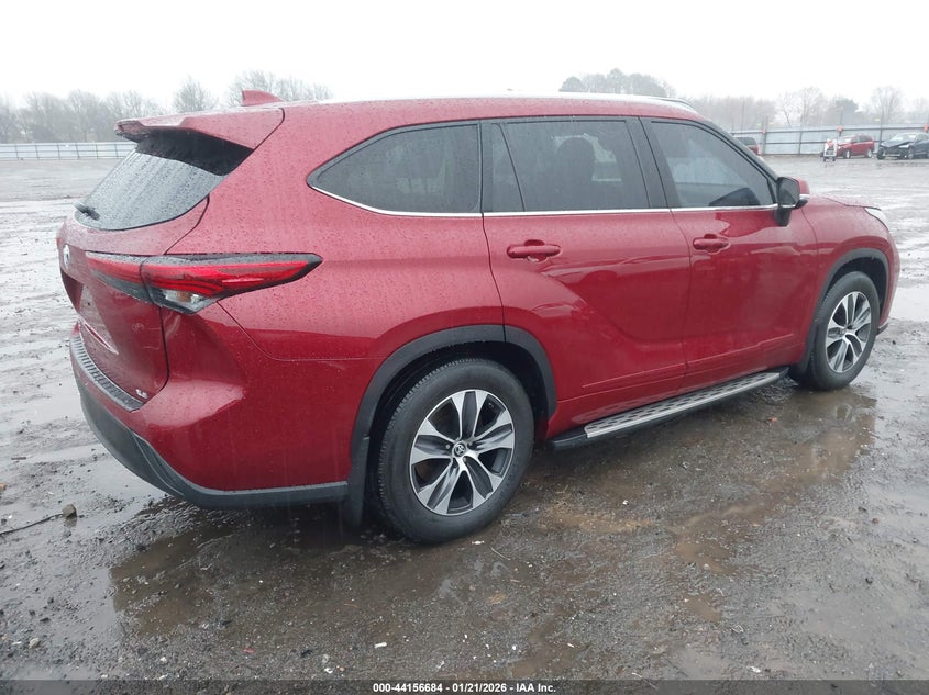 2022 Toyota Highlander Xle