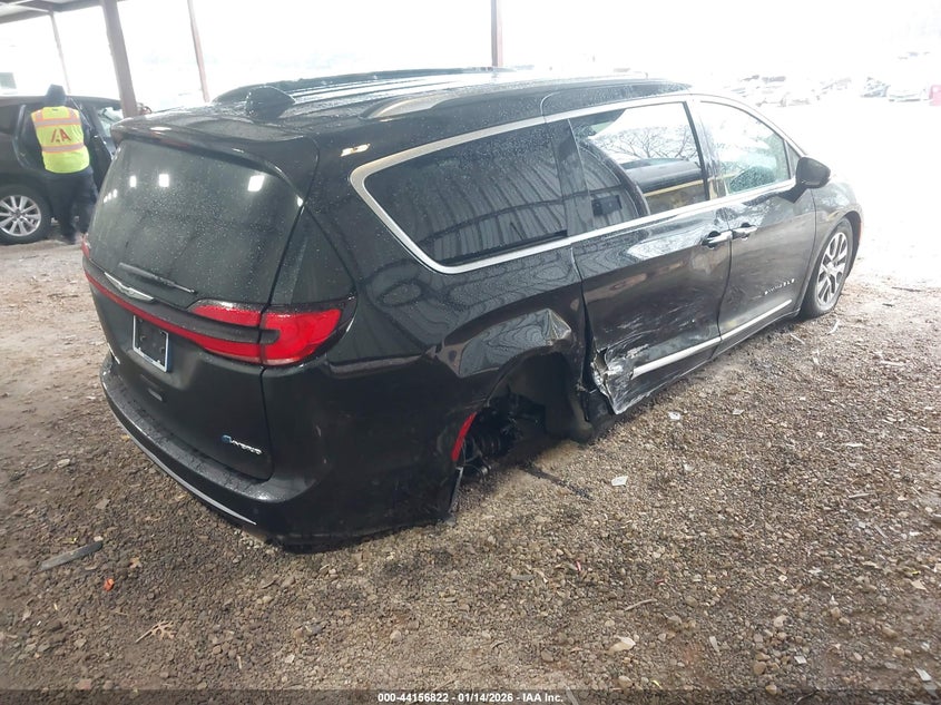 2022 Chrysler Pacifica Hybrid Pinnacle