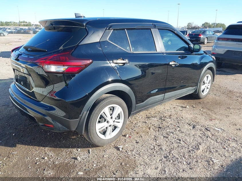 2024 Nissan Kicks S Xtronic Cvt