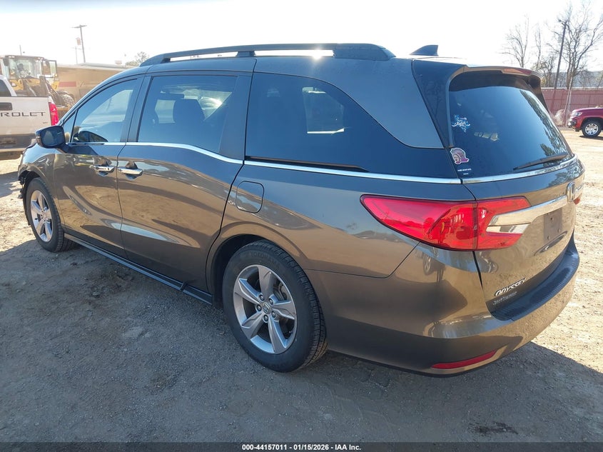 VIN 5FNRL6H73JB026212 2018 HONDA ODYSSEY EX-L