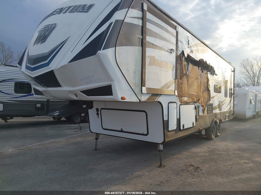 2016 Grand Design 328M