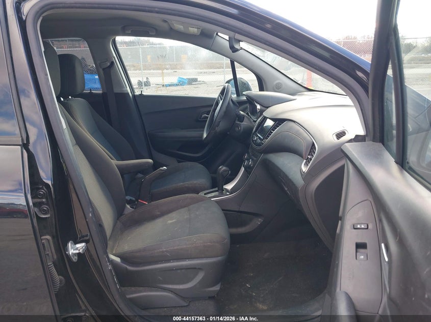 VIN KL7CJKSB0LB064789 2020 CHEVROLET TRAX FWD LS