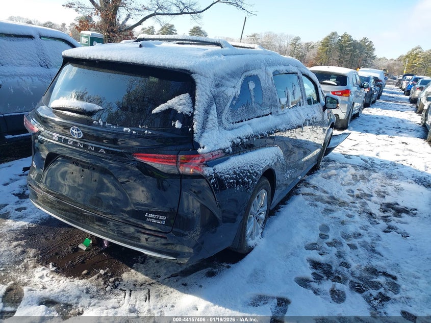 2024 Toyota Sienna Limited
