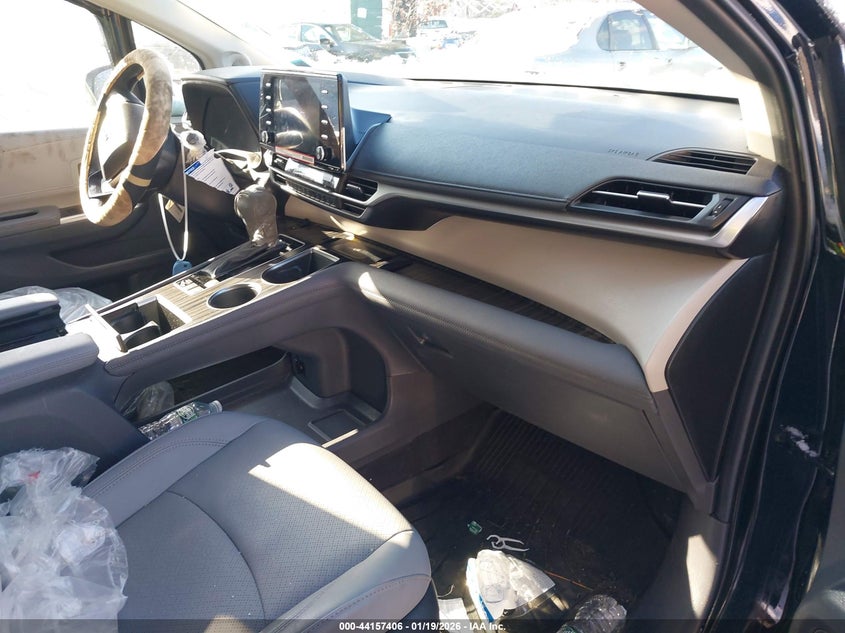 2024 Toyota Sienna Limited