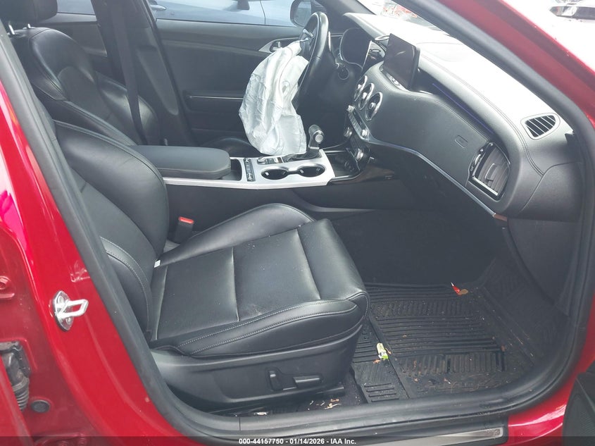 2022 Kia Stinger Gt1