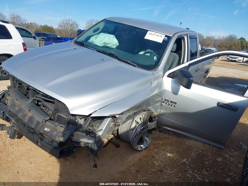 2017 Ram 1500 Express 4X4 6'4 Box