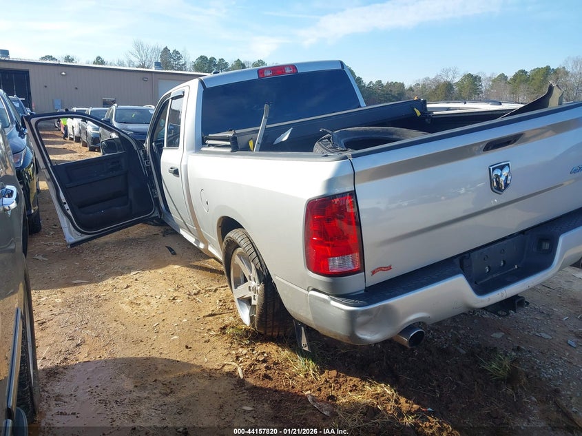2017 Ram 1500 Express 4X4 6'4 Box