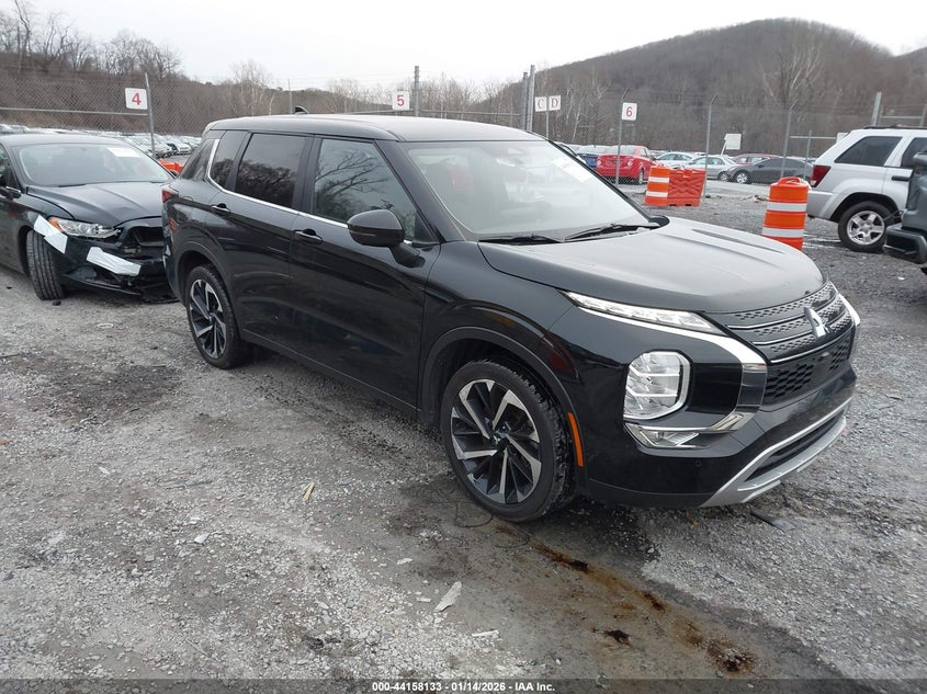 2024 MITSUBISHI OUTLANDER  (VIN: JA4J3VA85RZ081920)