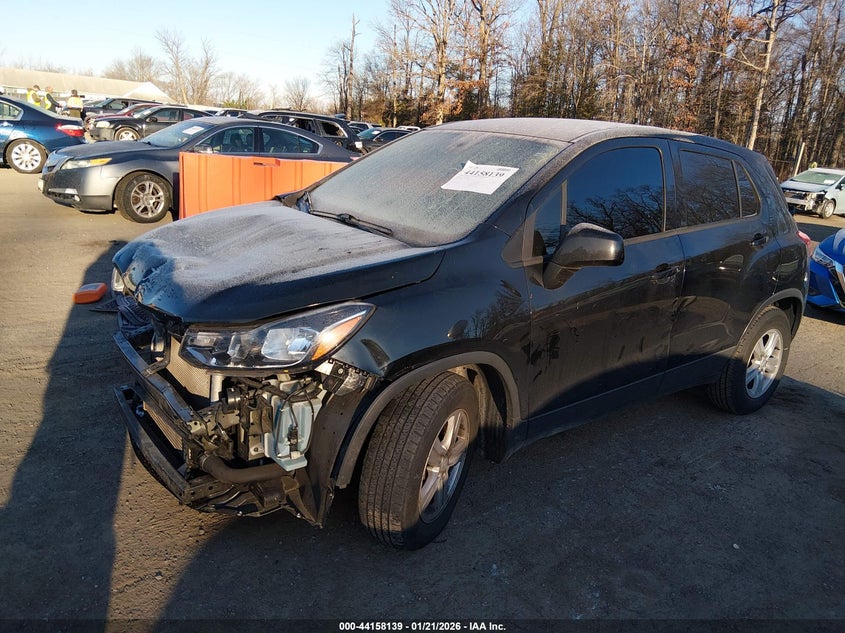 VIN 3GNCJKSB1LL283592 2020 CHEVROLET TRAX FWD LS