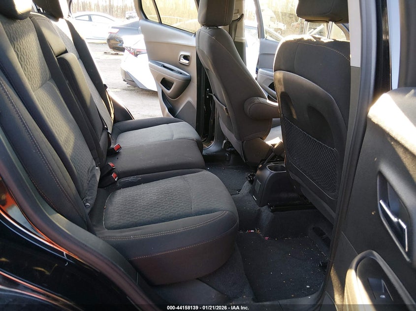 VIN 3GNCJKSB1LL283592 2020 CHEVROLET TRAX FWD LS