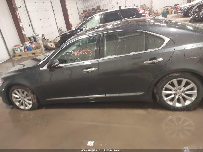 2010 Lexus Ls 460 VIN: JTHCL5EF4A5005672 Lot: 44158373