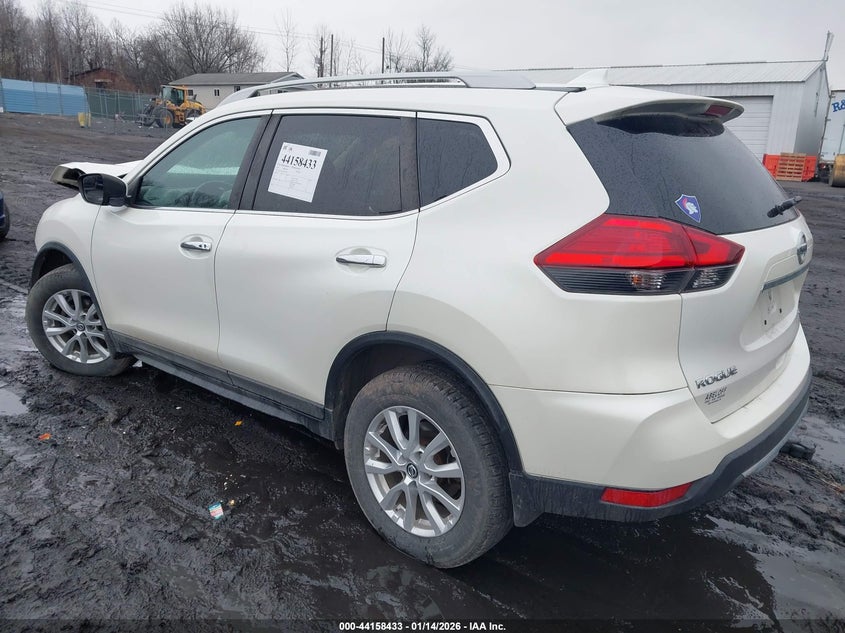 2017 Nissan Rogue Sv