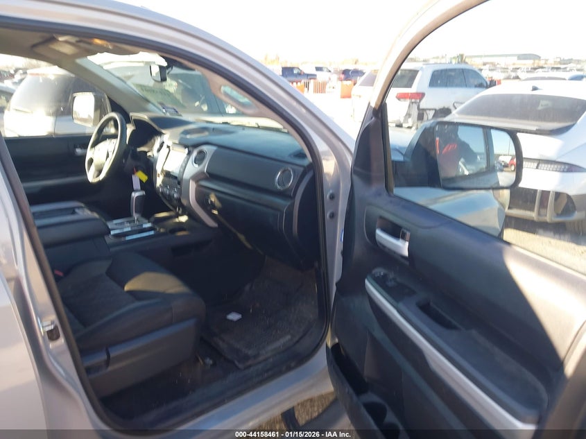 2018 Toyota Tundra Sr5 5.7L V8