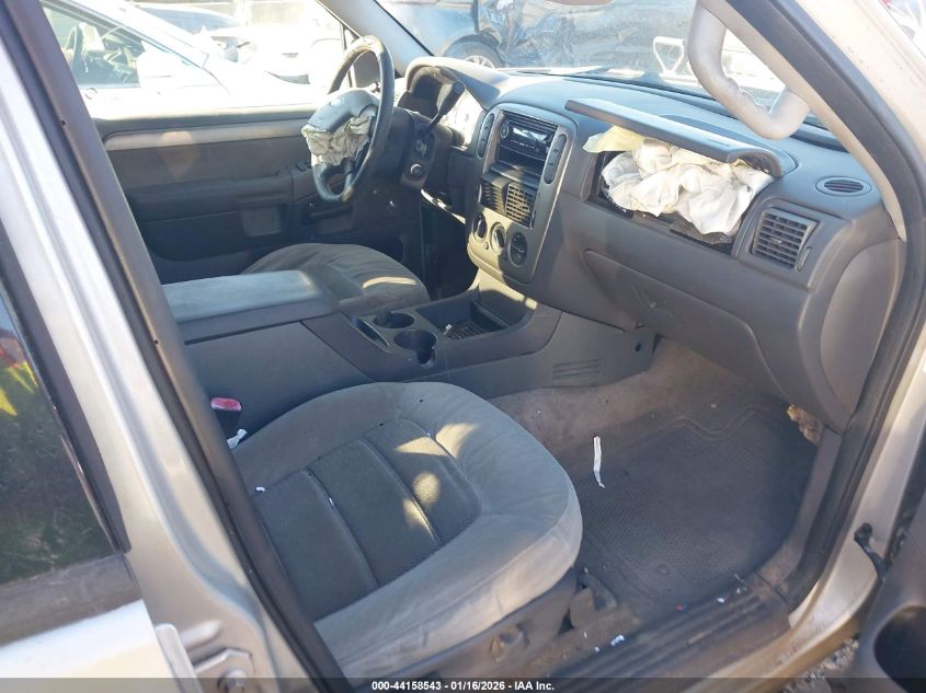 2004 Ford Explorer Xlt