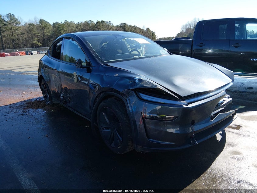 2026 Tesla Model Y Long Range Launch Series/Premium All-Wheel Drive