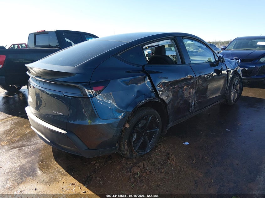 2026 Tesla Model Y Long Range Launch Series/Premium All-Wheel Drive