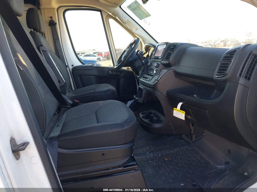 VIN 3C6LRVNG3NE102257 2022 RAM PROMASTER 1500 LOW ROOF 118 WB