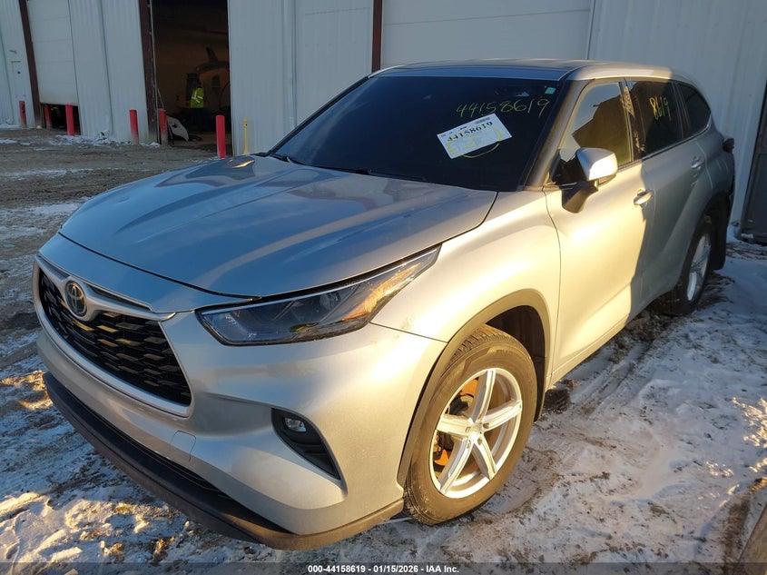 2022 Toyota Highlander Le
