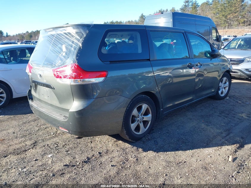 2012 Toyota Sienna Base 7 Passenger