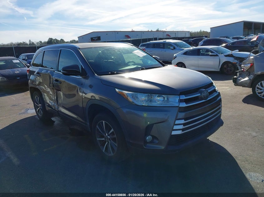 2018 Toyota Highlander Xle
