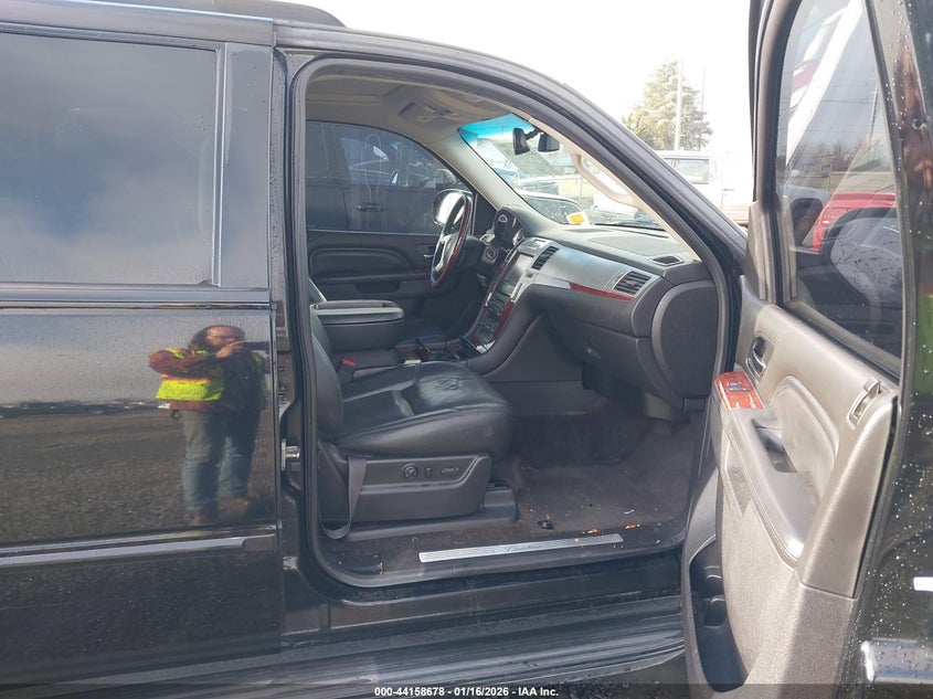 2013 Cadillac Escalade Esv Luxury