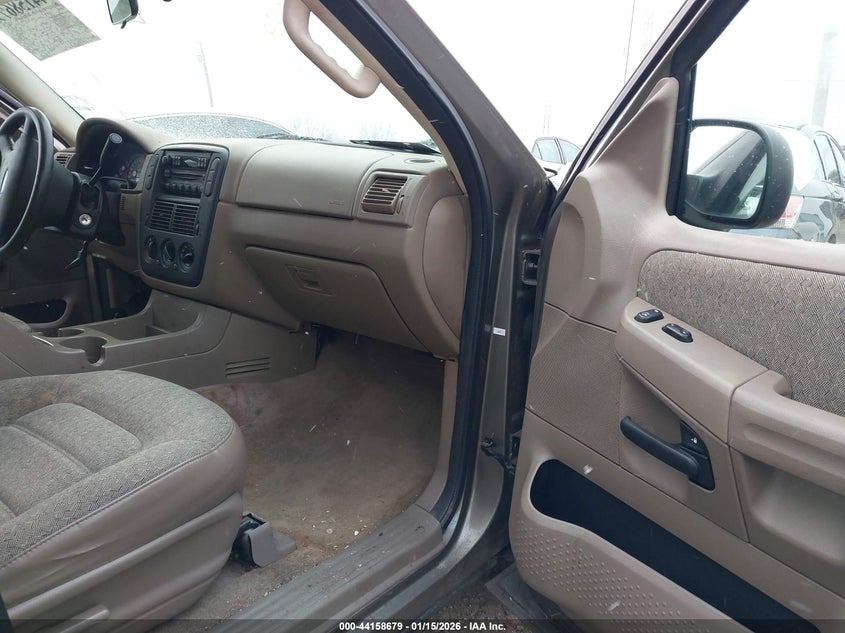 2004 Ford Explorer Xls