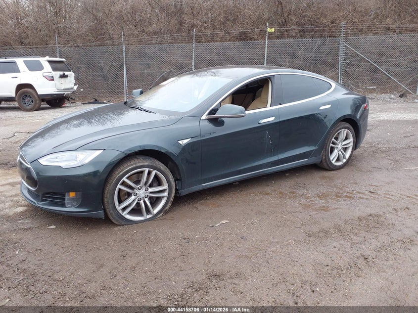 2012 Tesla Model S Signature