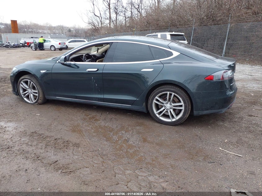 2012 Tesla Model S Signature