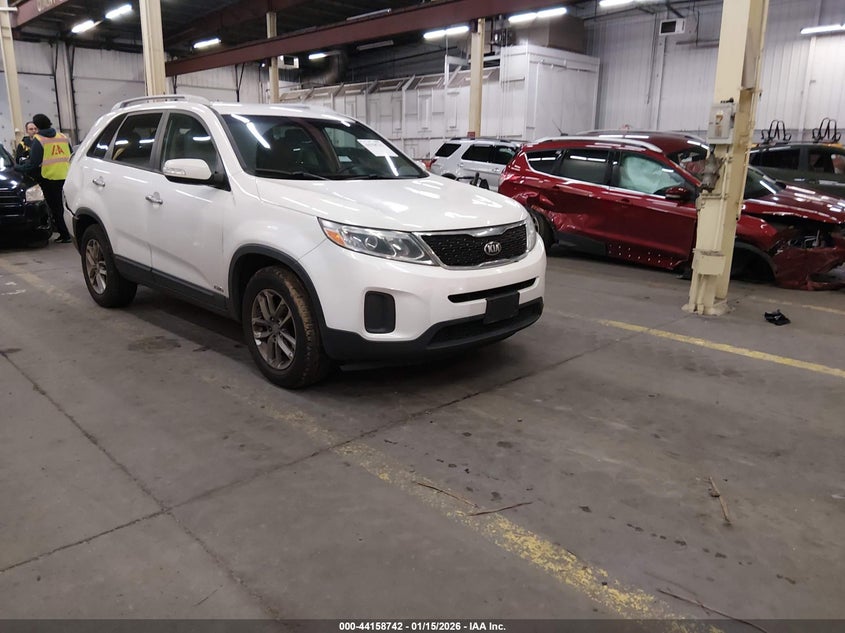 2015 KIA SORENTO LX V6