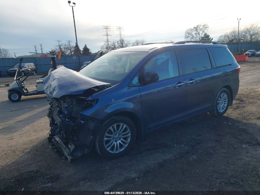 2015 Toyota Sienna Xle 8 Passenger