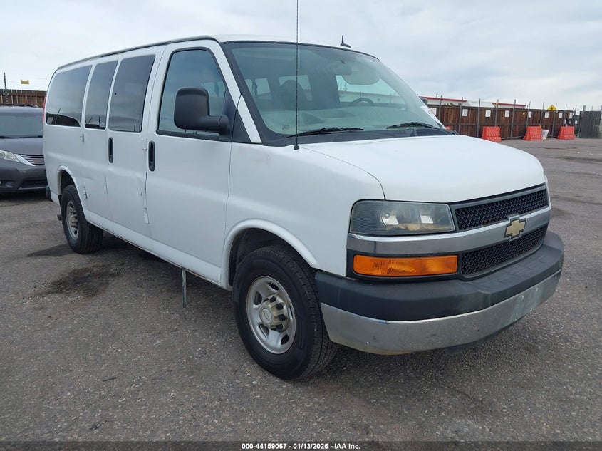 2015 Chevrolet Express 2500 Lt