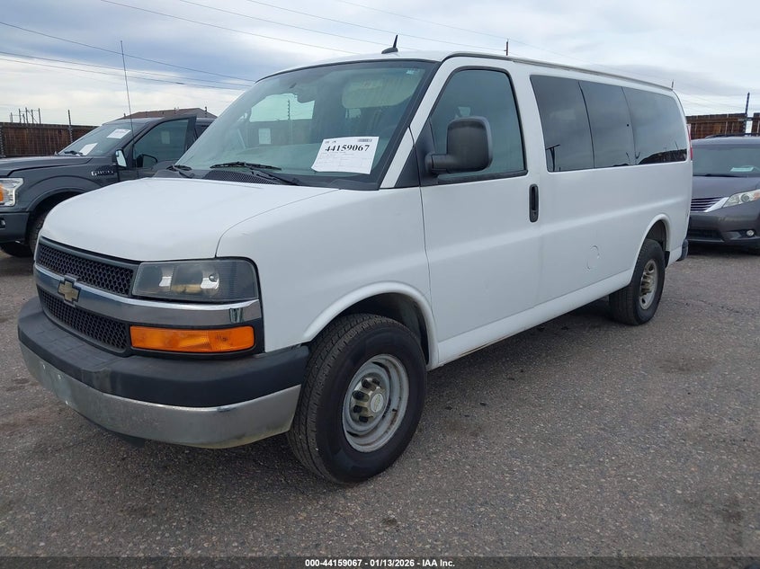 2015 Chevrolet Express 2500 Lt