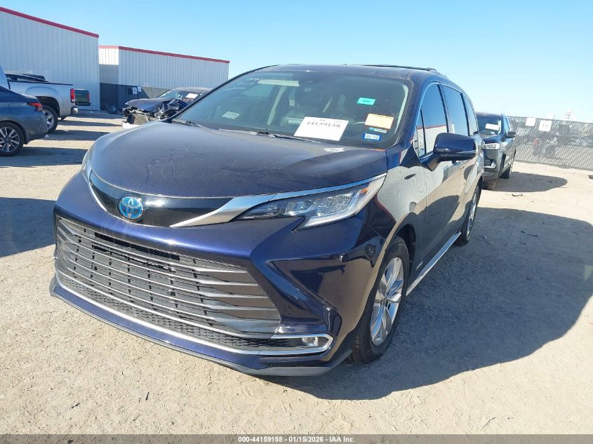 2021 Toyota Sienna Limited