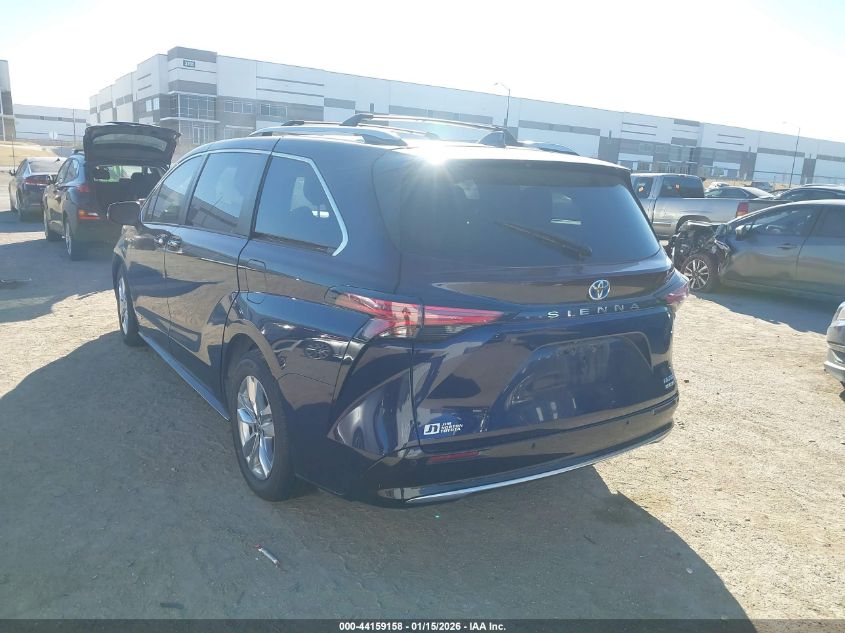 2021 Toyota Sienna Limited