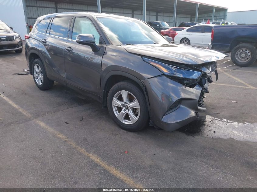 2022 Toyota Highlander L