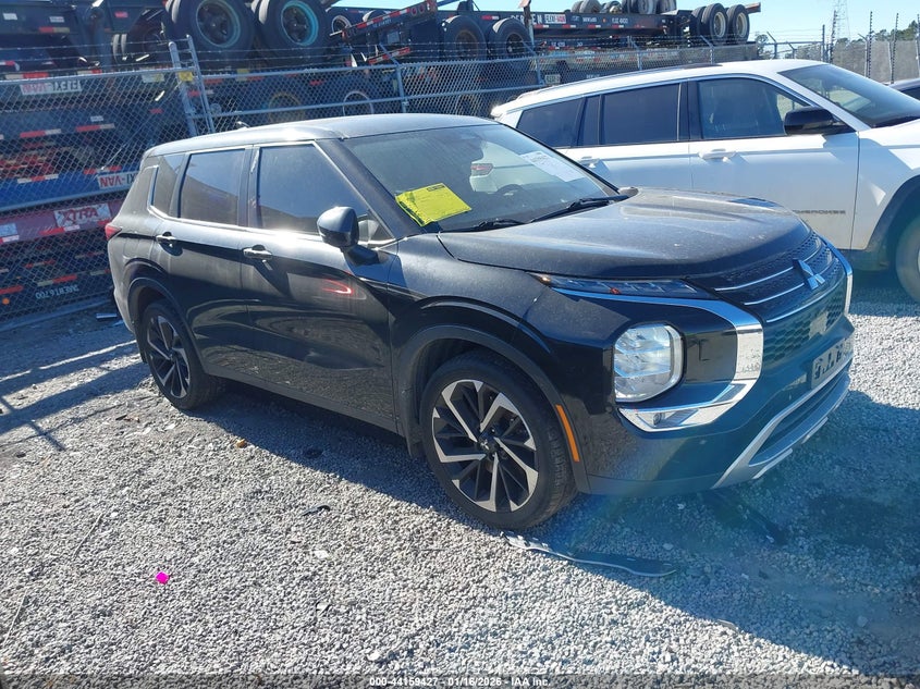 2022 Mitsubishi Outlander Black Edition S-Awc/Se 2.5 S-Awc/Se Launch Edition S-Awc