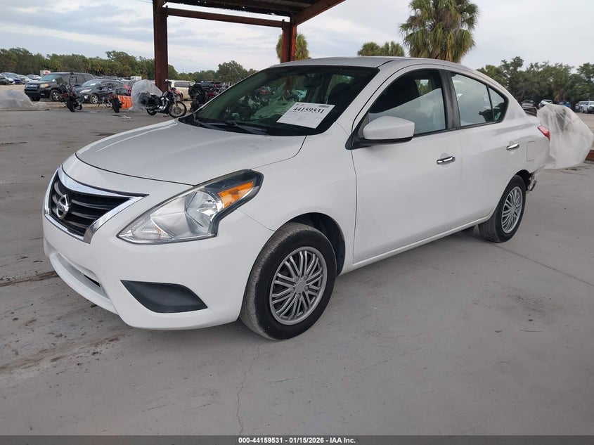 2017 Nissan Versa 1.6 Sv
