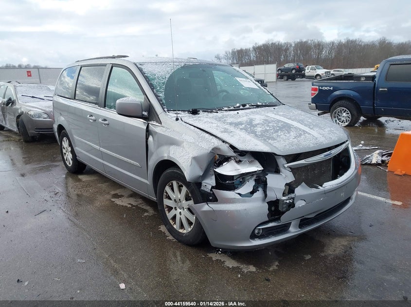 2015 Chrysler Town & Country Touring