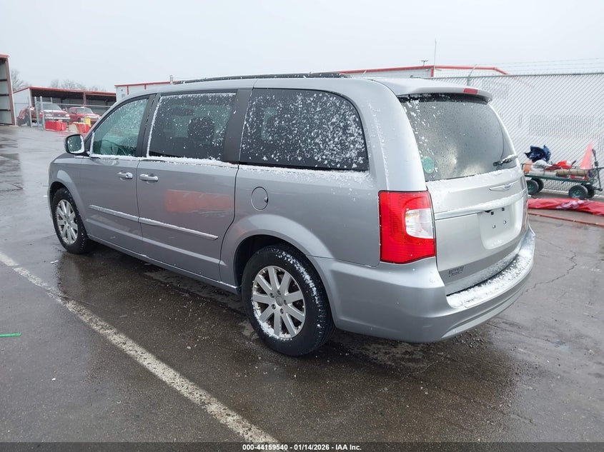 2015 Chrysler Town & Country Touring