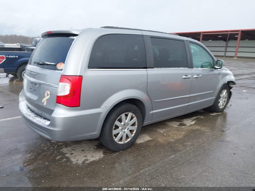 2015 Chrysler Town & Country Touring