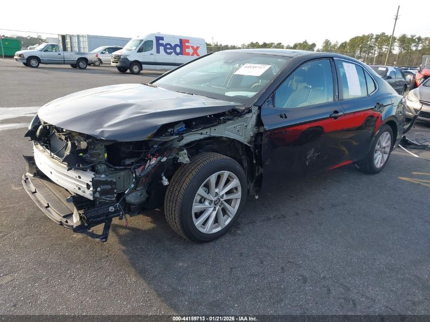 2024 Toyota Camry Le