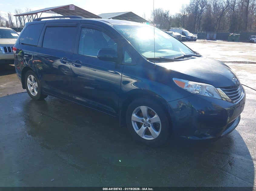 2011 Toyota Sienna Le V6