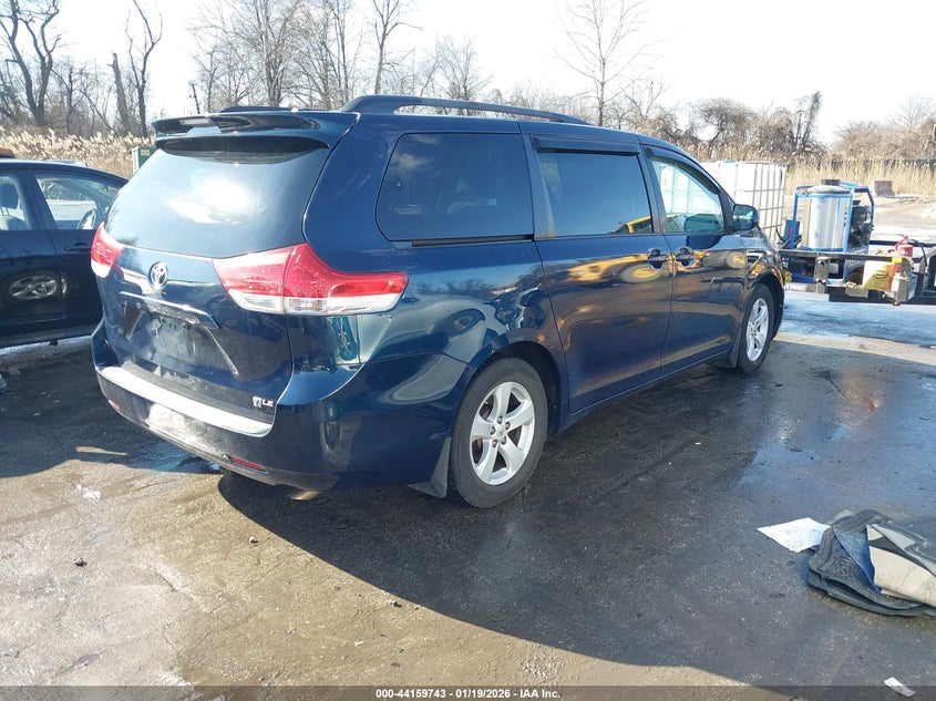 2011 Toyota Sienna Le V6